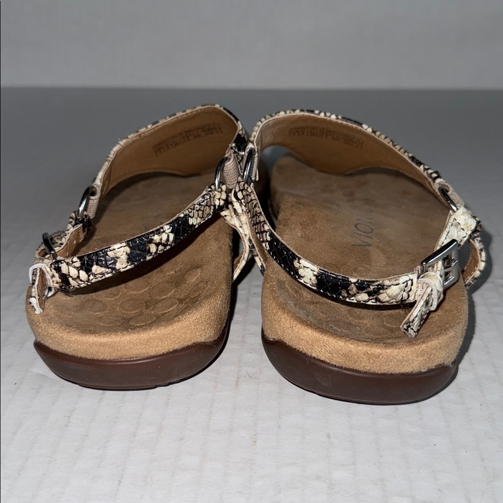 Vionic Kirra Snakeskin Print T Strap Back Strap Sandals - Picture 9 of 12